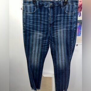 American Eagle Jegging Crop